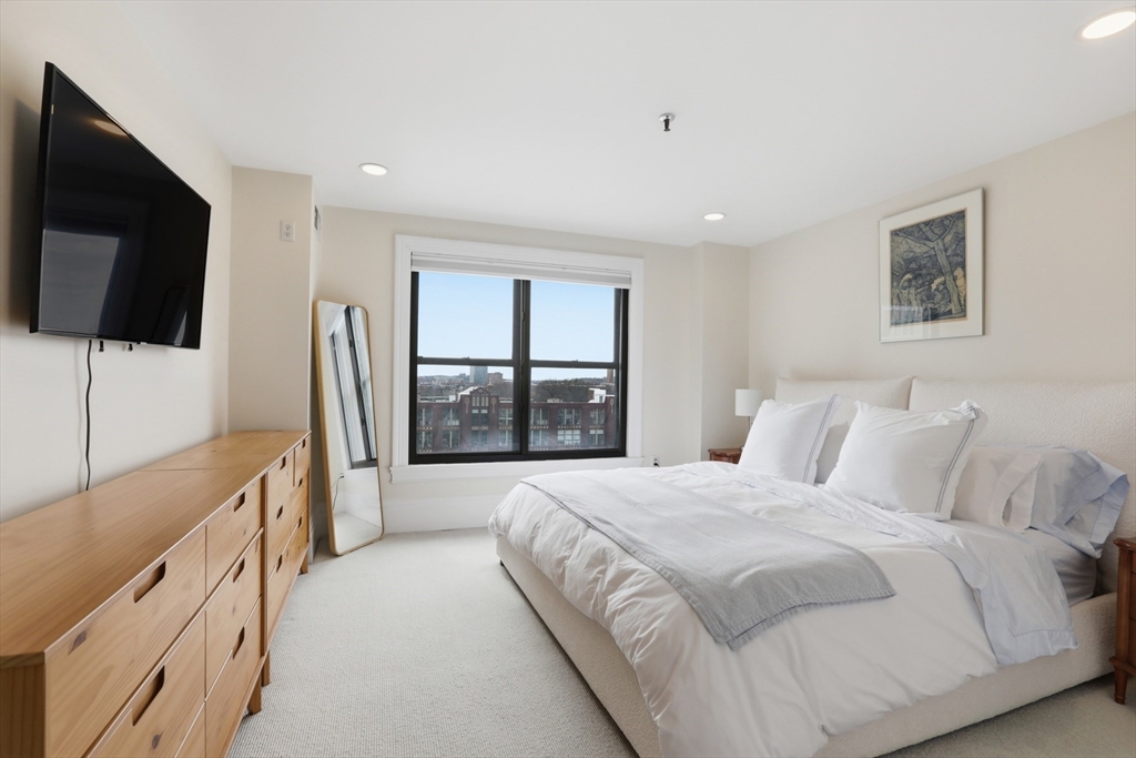 390 Commonwealth Avenue, Unit 801 Boston, MA 02215 - Photo 10 of 17