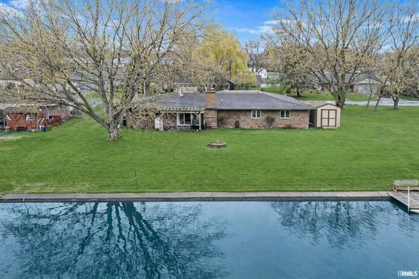 $415,000 | 2204 Bluewater Drive, Warsaw, IN 46580