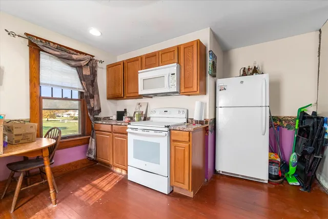 $225,000 | 305 West Park Street, Sheridan, IL 60551