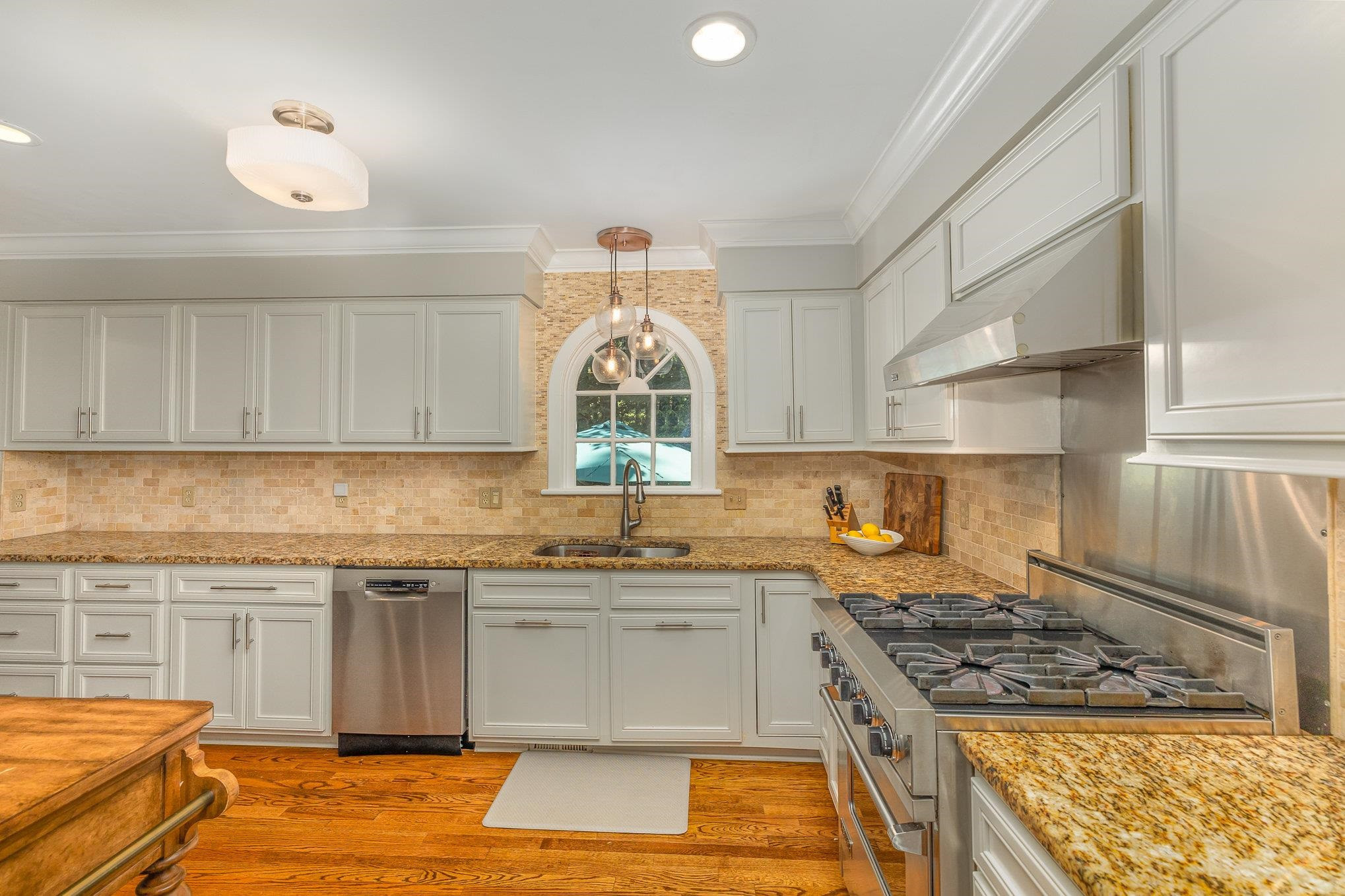 11933 Eagle Bluff Circle Raleigh, NC 27613 - Photo 9 of 42 Kitchen