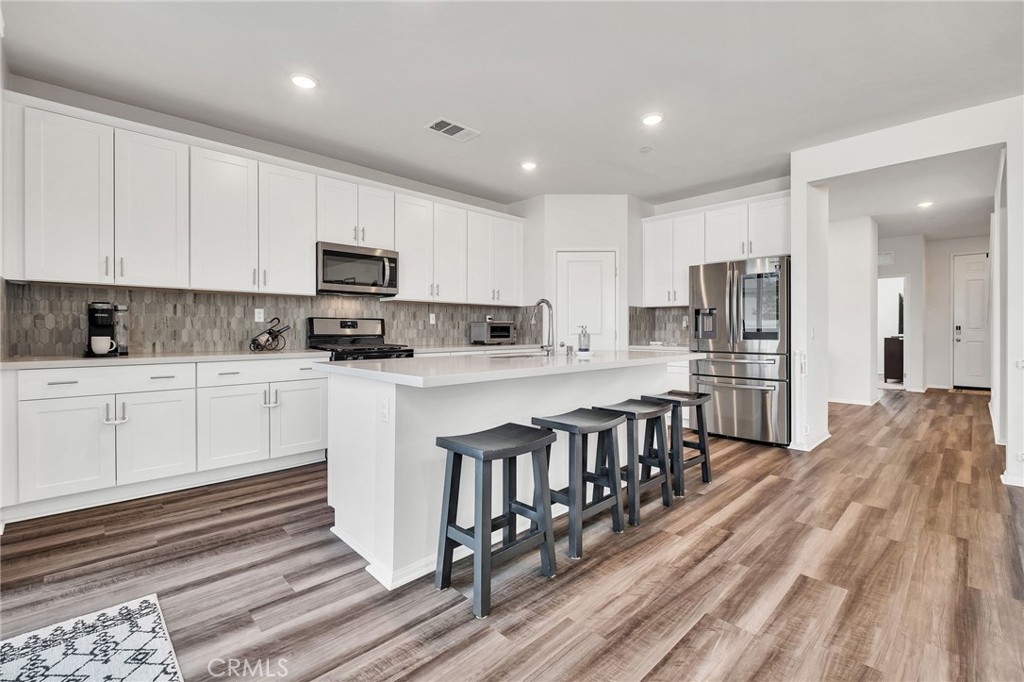 9602 Lasorda Court Riverside, CA 92503 - Photo 12 of 55