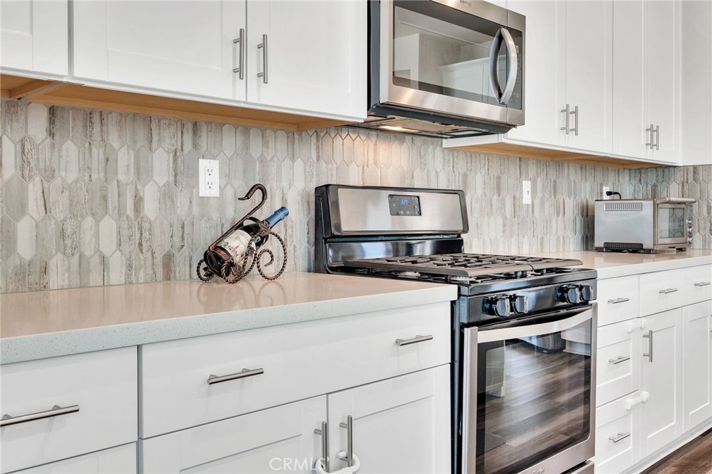 9602 Lasorda Court Riverside, CA 92503 - Photo 13 of 55