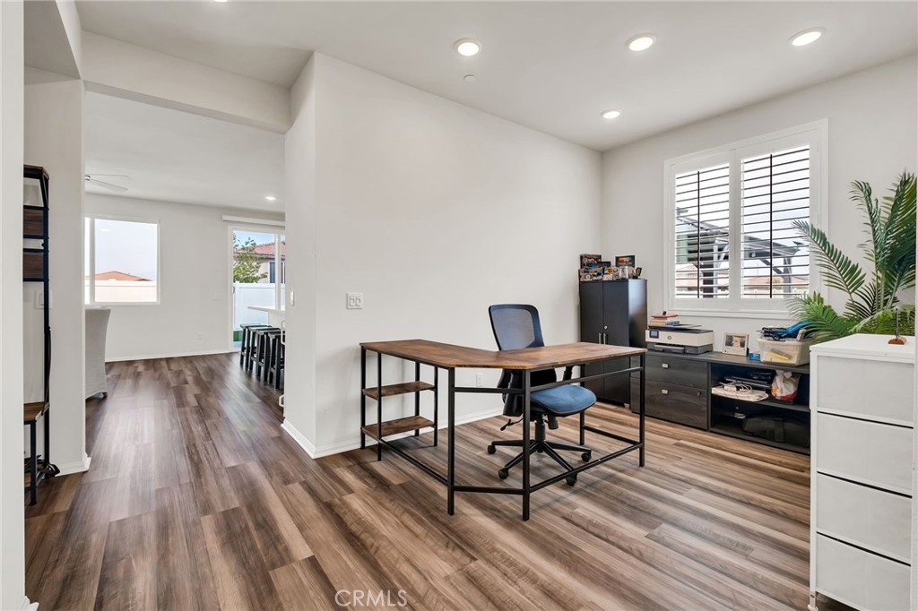 9602 Lasorda Court Riverside, CA 92503 - Photo 9 of 55