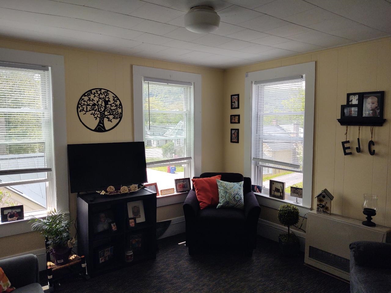 43 Stowe Street Waterbury, VT 05676 - Photo 12 of 28