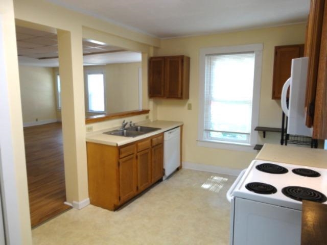 43 Stowe Street Waterbury, VT 05676 - Photo 14 of 28