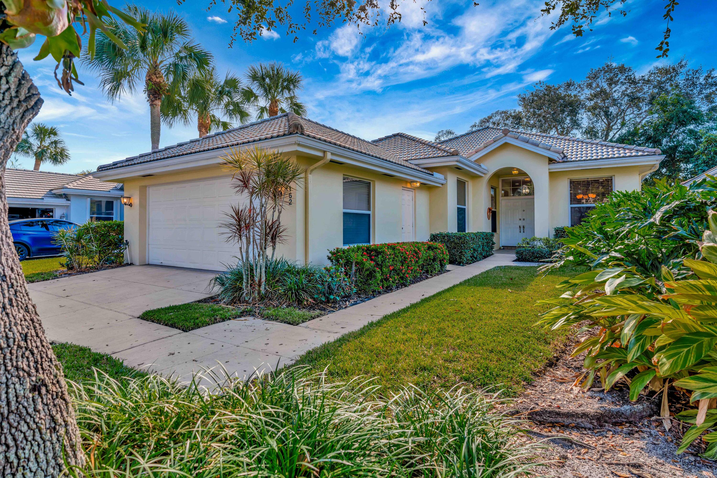 162 Hampton Circle Jupiter, FL 33458 - Photo 1 of 46 _MLP0304