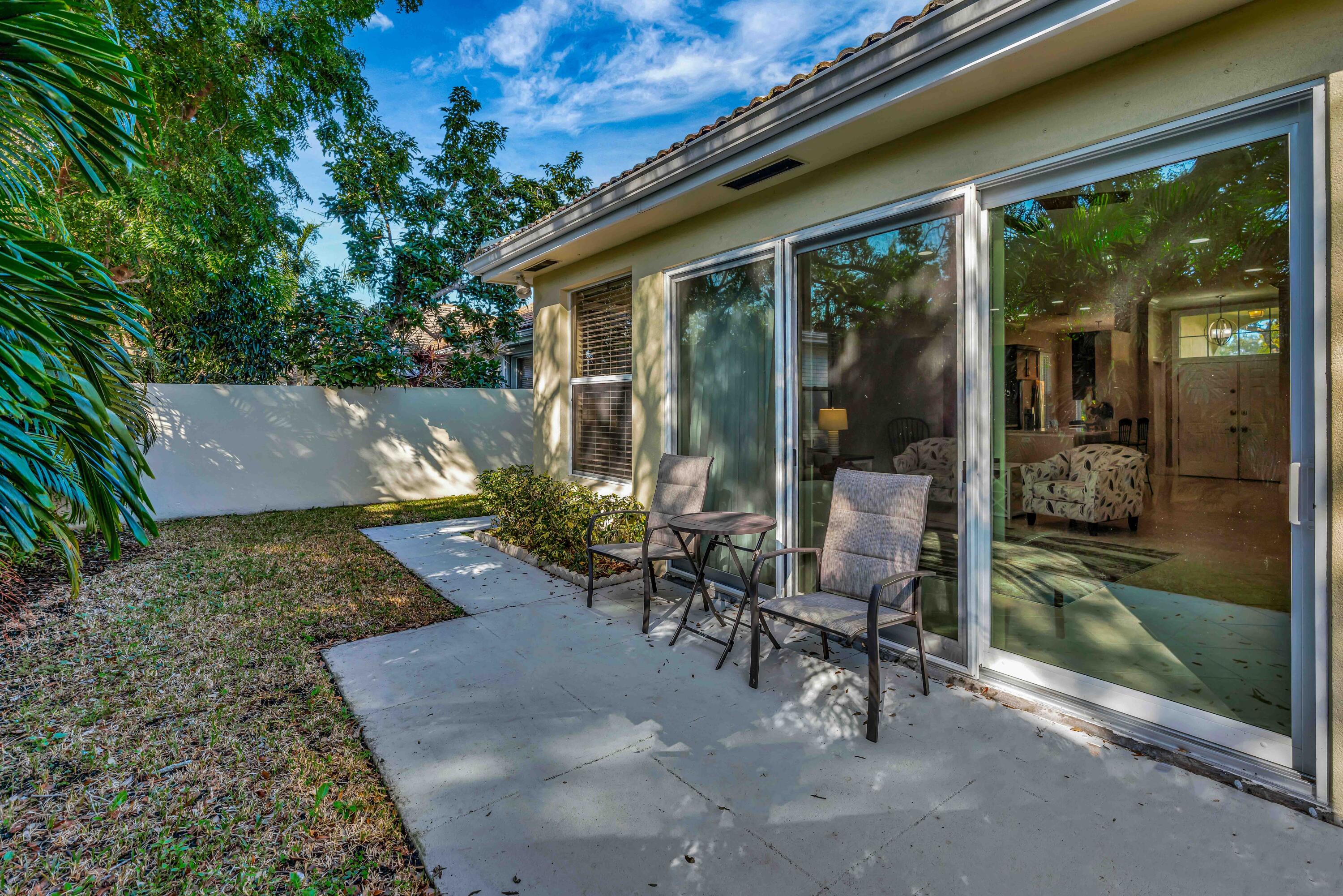 162 Hampton Circle Jupiter, FL 33458 - Photo 42 of 46 _MLP0253