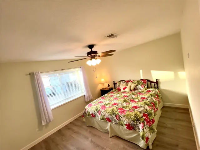 $389,000 | 794 Marlin Street, Bayou Vista, TX 77563