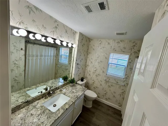 $389,000 | 794 Marlin Street, Bayou Vista, TX 77563