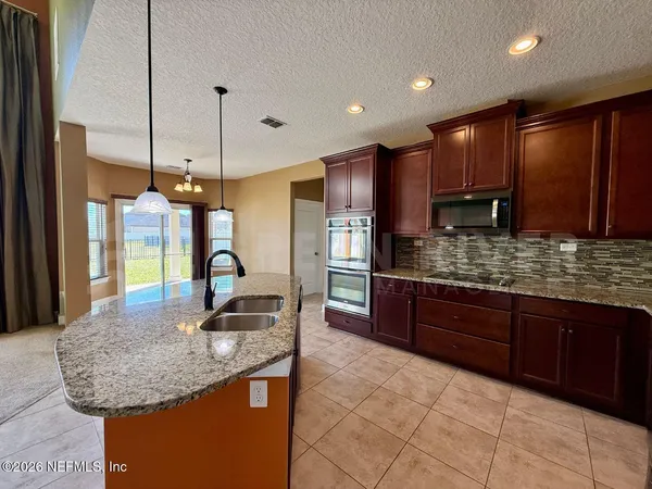 $2,450 | 4019 Cormorant Lane, Middleburg, FL 32068