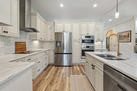 $1,220,000 | 11178 Stewarts Ferry Pike, Lebanon, TN 37090