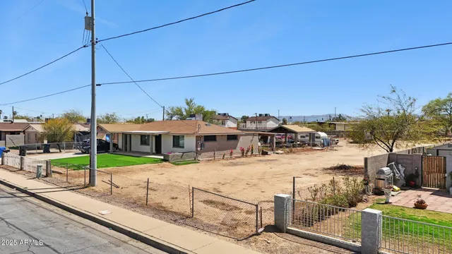 $200,000 | 3033 West Fillmore Street, Phoenix, AZ 85009