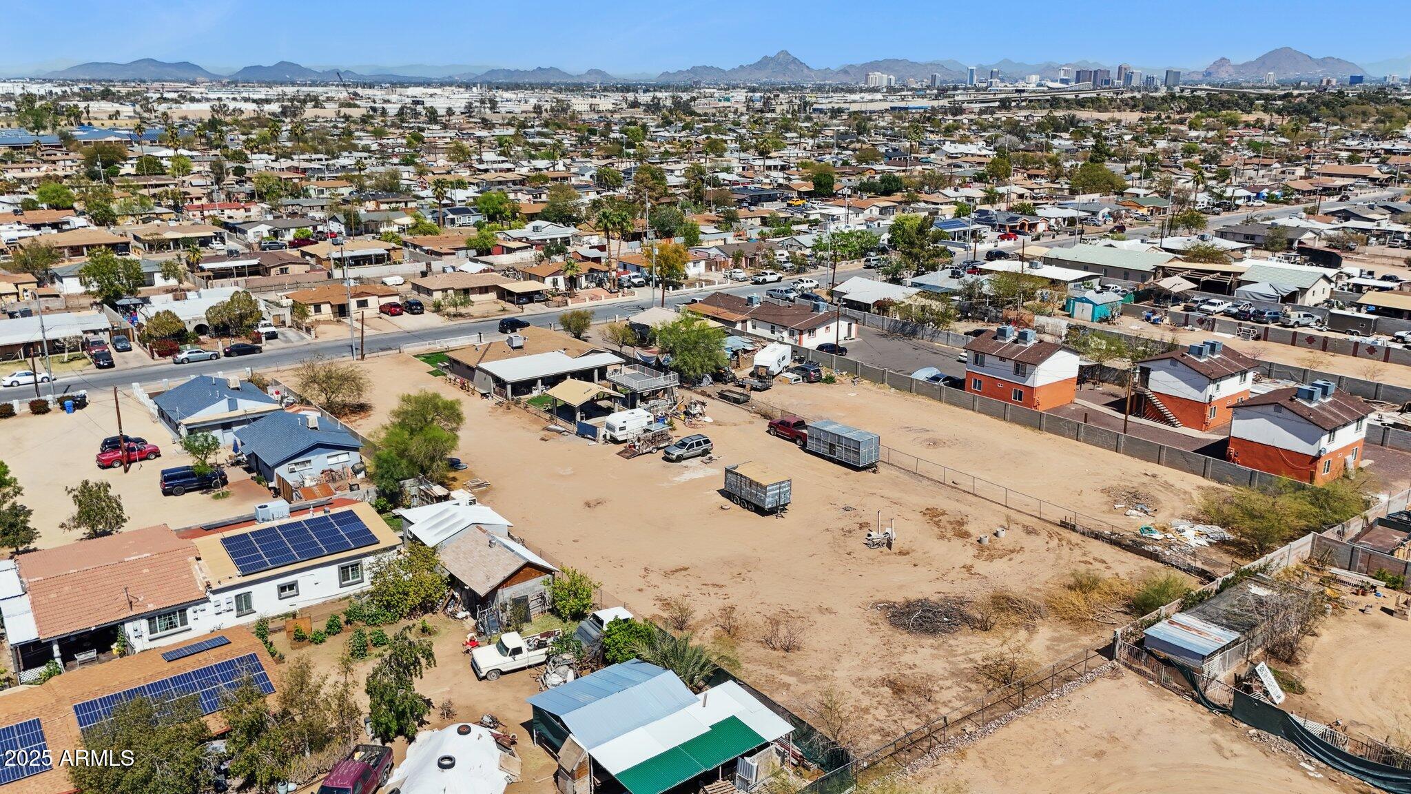 3033 West Fillmore Street Phoenix, AZ 85009 - Photo 5 of 16 3033 W Fillmore St