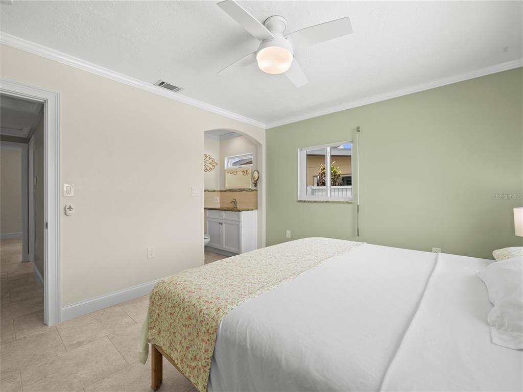 16129 4th Street East Redington Beach, FL 33708 - Photo 36 of 43 Gallery Image 36