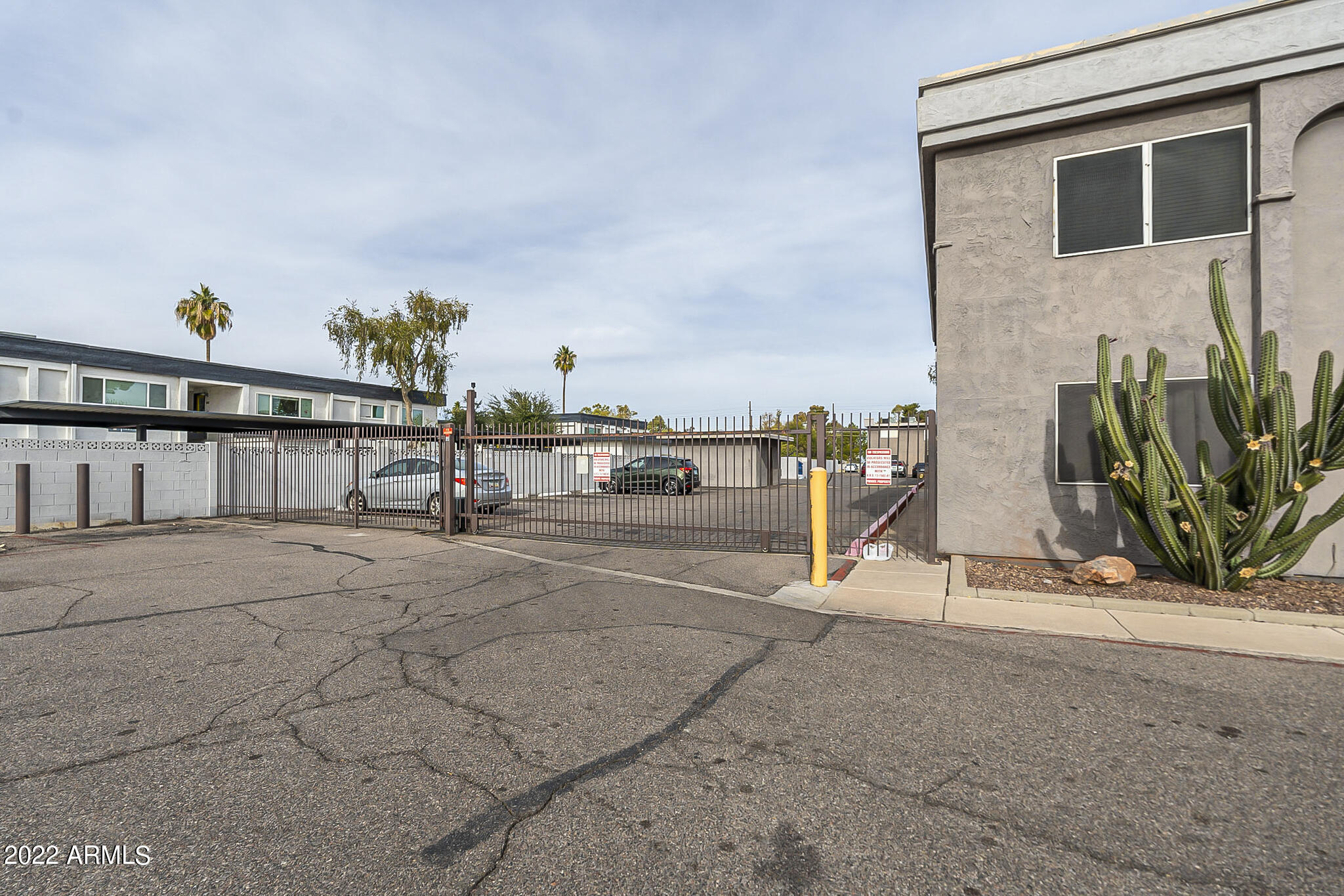 424 West Brown Road, Unit 142 Mesa, AZ 85201 - Photo 3 of 42 Brown-33