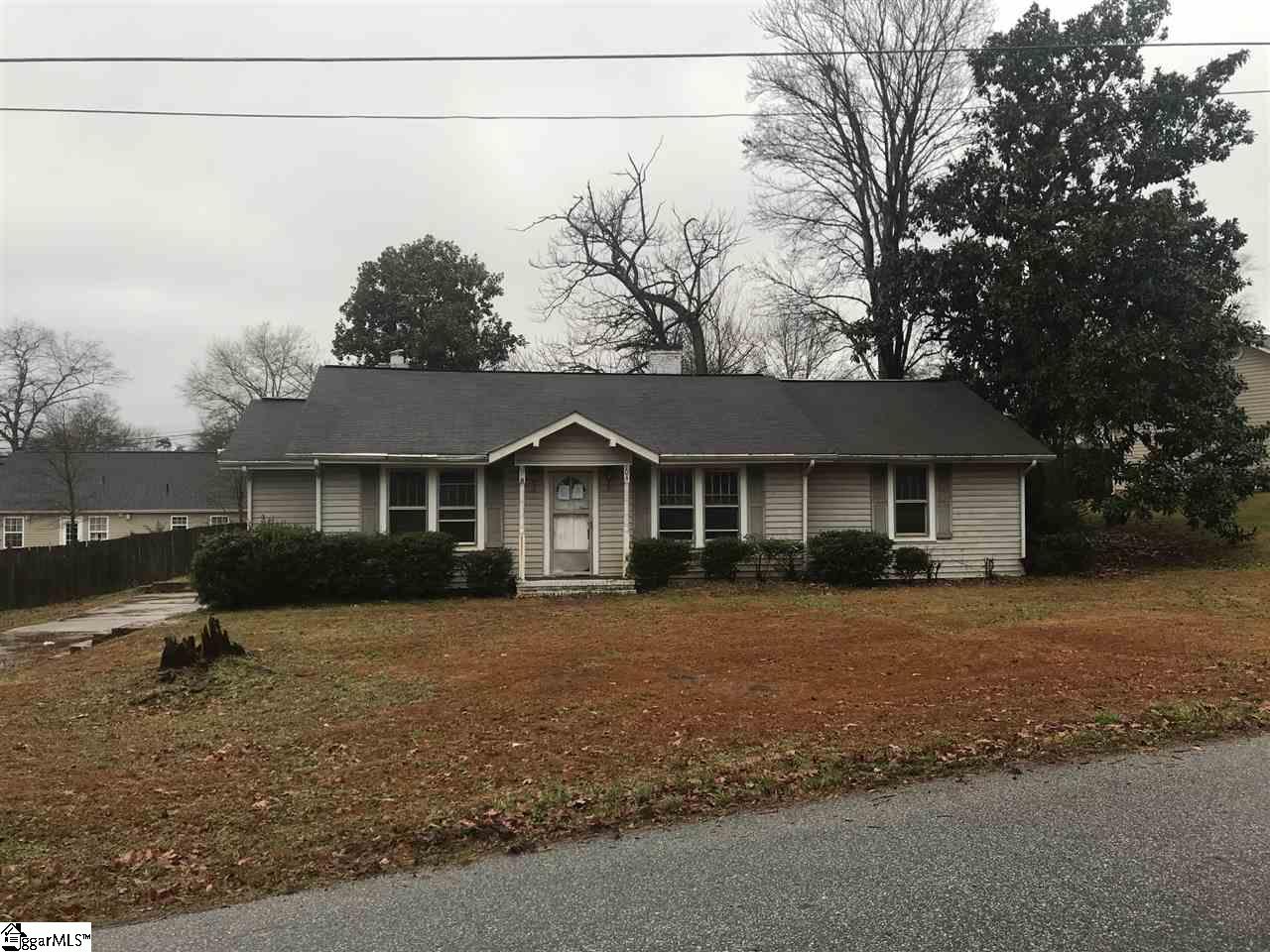 104 Bridge Road Taylors, SC 29687 - Photo 1 of 7 Gallery Image 1