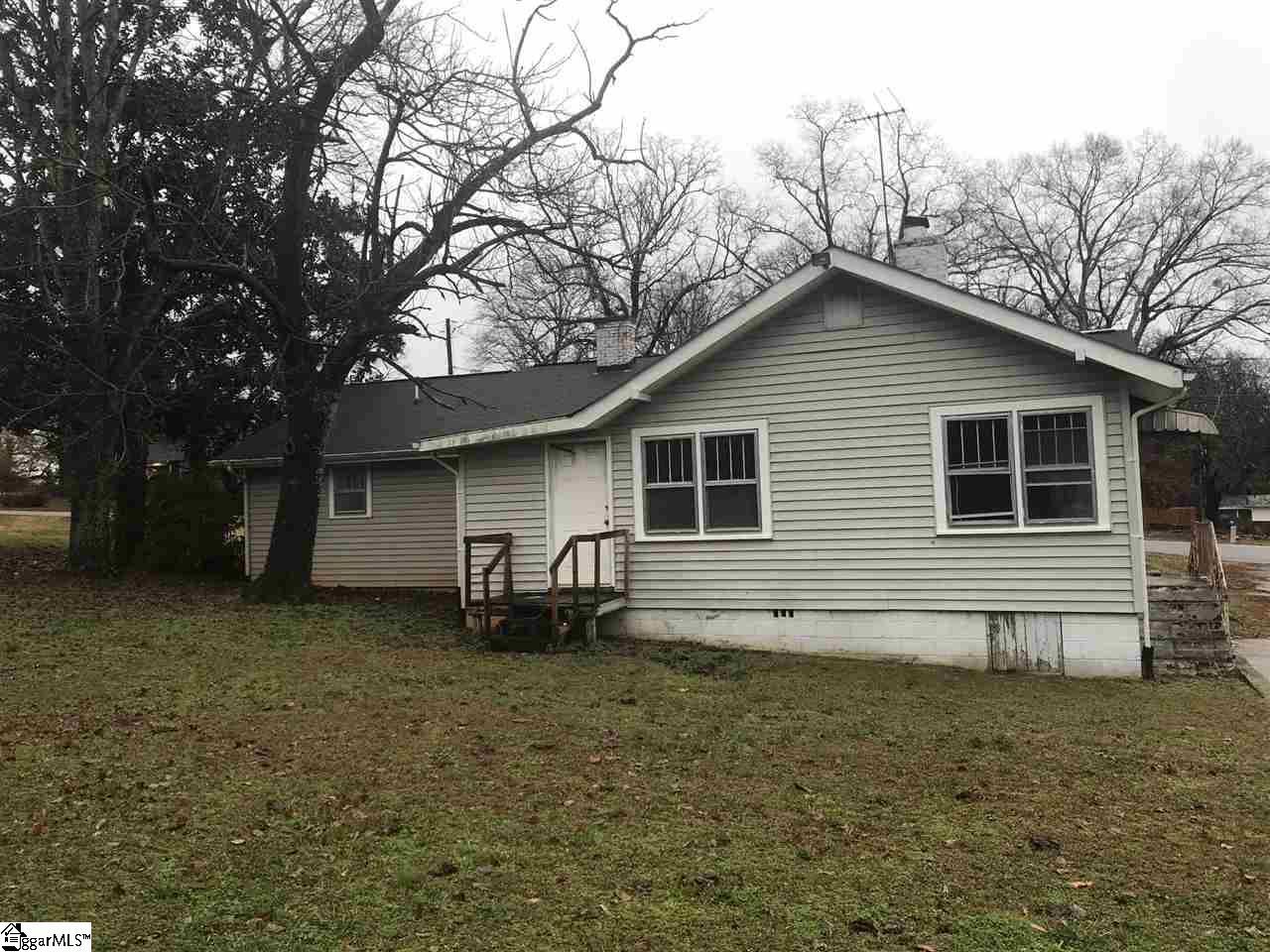 104 Bridge Road Taylors, SC 29687 - Photo 2 of 7 Gallery Image 2