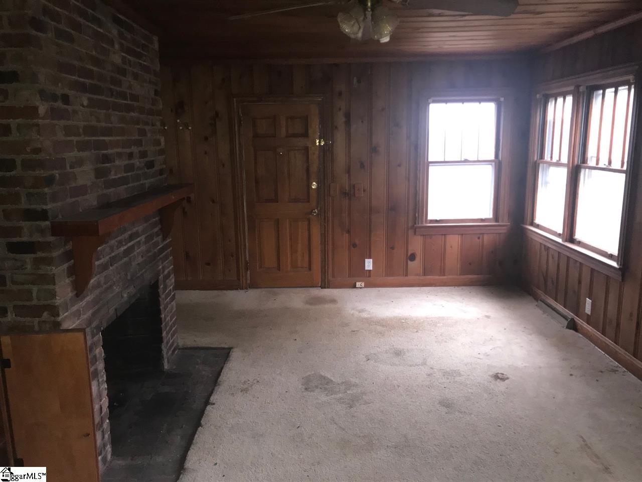 104 Bridge Road Taylors, SC 29687 - Photo 3 of 7 Gallery Image 3