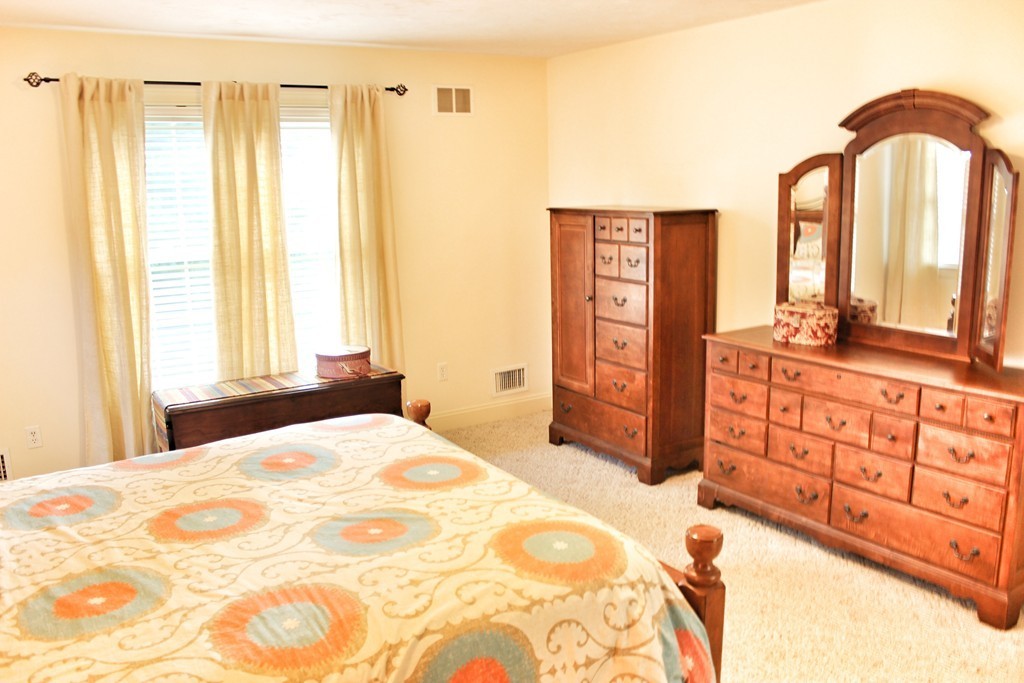 33 Tannery Road Sturbridge, MA 01518 - Photo 17 of 30
