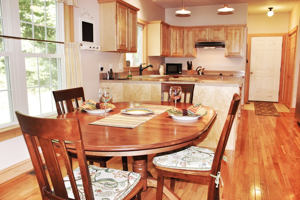 33 Tannery Road Sturbridge, MA 01518 - Photo 7 of 30