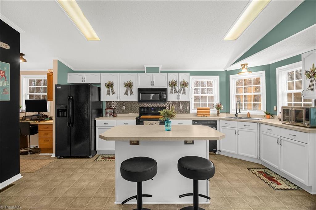 8275 Easley Road Walnut Cove, NC 27052 - Photo 16 of 30