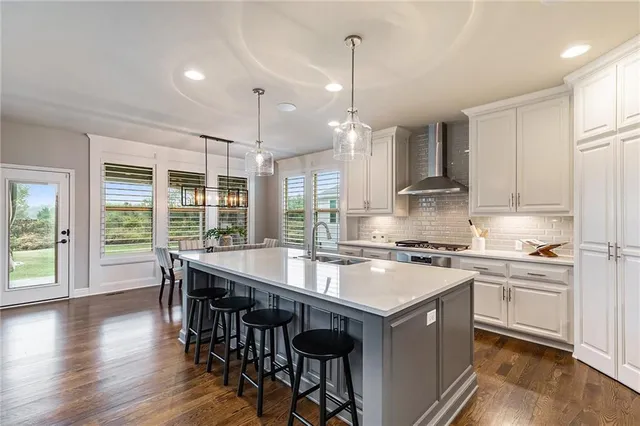 $820,000 | 15801 Canterbury Street, Overland Park, KS 66224