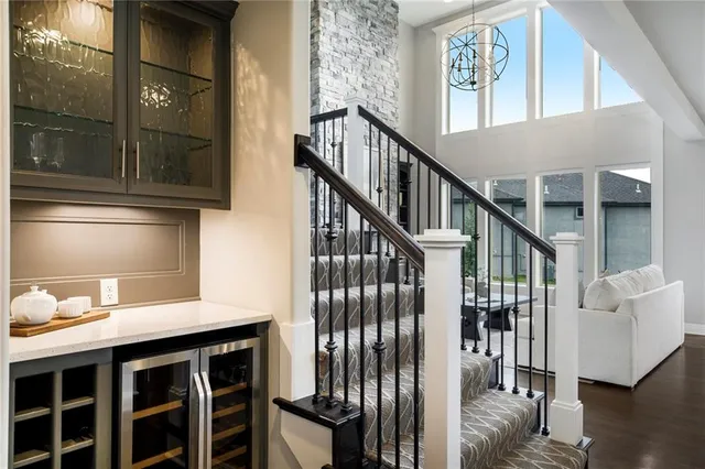 $820,000 | 15801 Canterbury Street, Overland Park, KS 66224