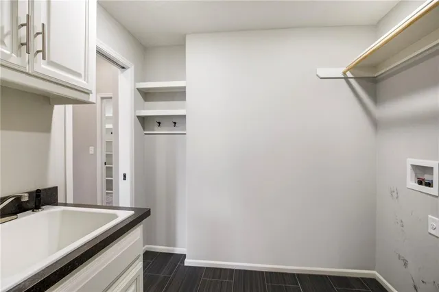 $820,000 | 15801 Canterbury Street, Overland Park, KS 66224