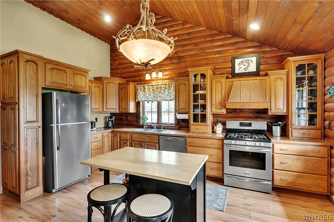 314 Bloomingdale Road Akron, NY 14001 - Photo 13 of 41