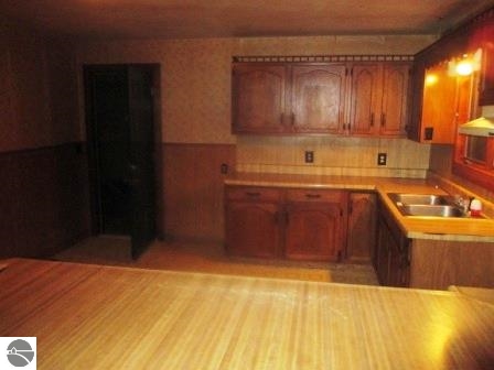1660 South Ferris Road Sumner, MI 48889 - Photo 7 of 23 1793562-7.JPG