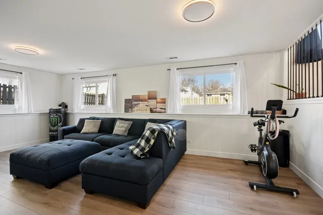 $439,900 | 103 Pipers Drive, Bartlett, IL 60103