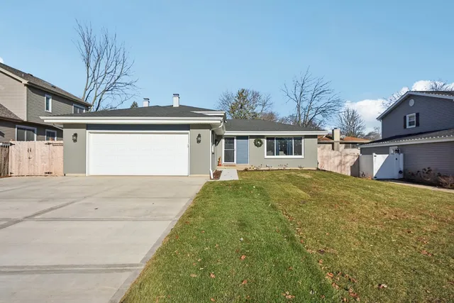 $439,900 | 103 Pipers Drive, Bartlett, IL 60103