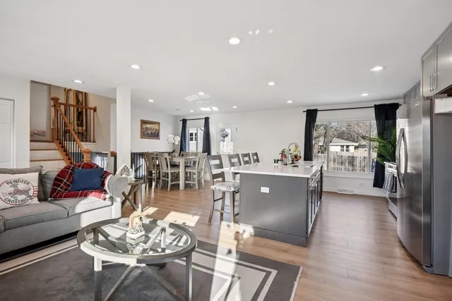 $439,900 | 103 Pipers Drive, Bartlett, IL 60103