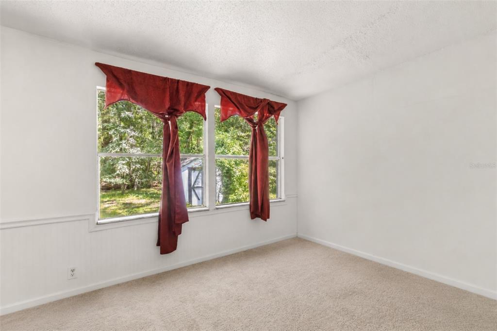 3002 Southwest 127th Avenue Webster, FL 33597 - Photo 12 of 22