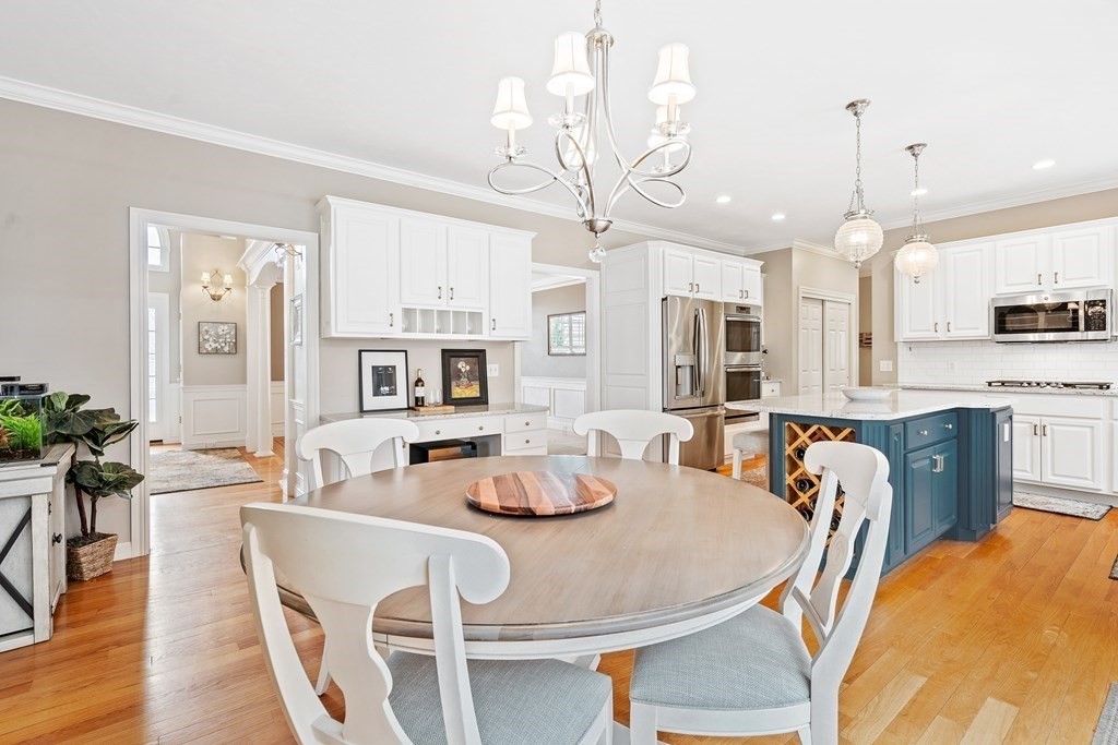 22 Smith Road Hopkinton, MA 01748 - Photo 9 of 42 Gallery Image 9