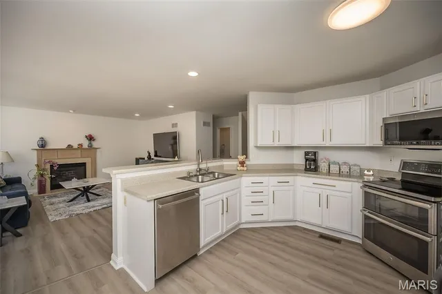 $489,900 | 728 Grandview Rdg Court, Eureka, MO 63025