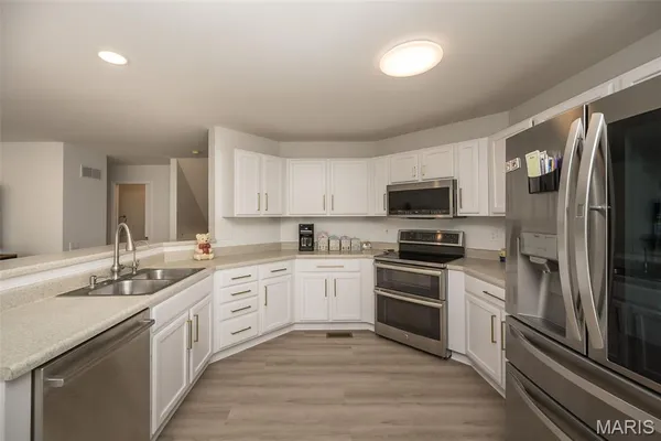 $485,000 | 728 Grandview Rdg Court, Eureka, MO 63025