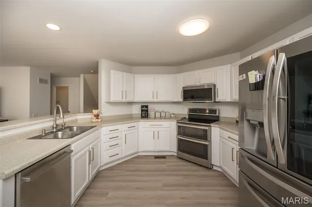 $489,900 | 728 Grandview Rdg Court, Eureka, MO 63025