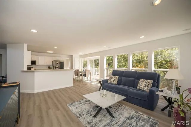 $489,900 | 728 Grandview Rdg Court, Eureka, MO 63025