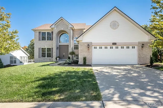 $489,900 | 728 Grandview Rdg Court, Eureka, MO 63025