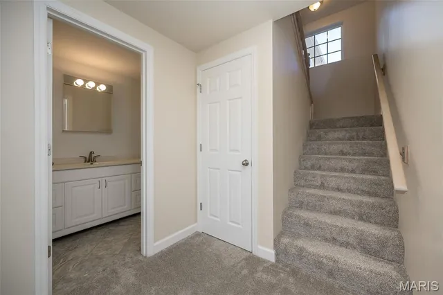 $489,900 | 728 Grandview Rdg Court, Eureka, MO 63025