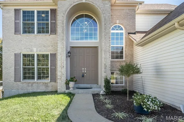 $485,000 | 728 Grandview Rdg Court, Eureka, MO 63025