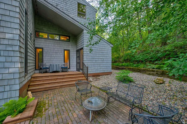 $999,900 | 15511 Afton Hills Drive South, Afton, MN 55001