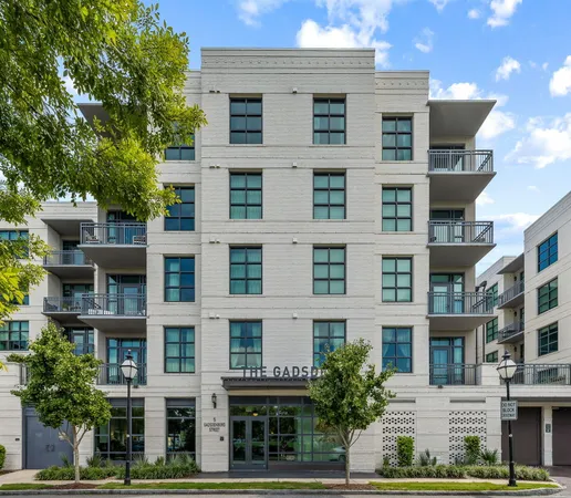 $5,700 | 5 Gadsdenboro Street, Unit 407, Charleston, SC 29401