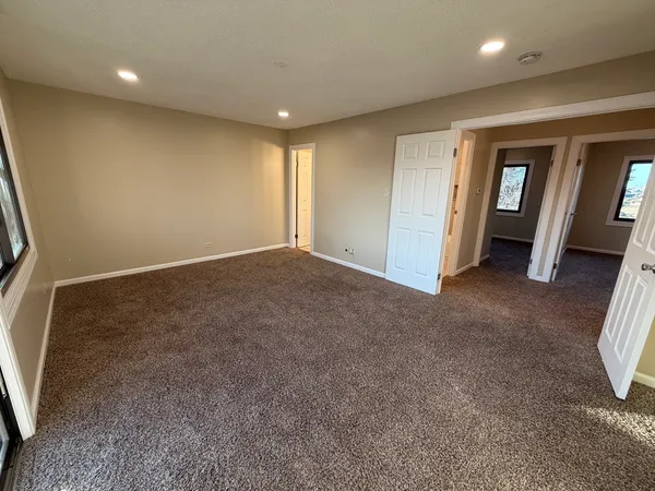 $285,900 | 1154 San Simeon Drive, Hanover Park, IL 60133