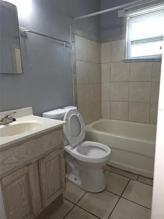 $2,000 | 3022 Deleuil Avenue, Tampa, FL 33610