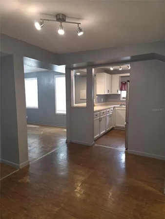 $2,000 | 3022 Deleuil Avenue, Tampa, FL 33610