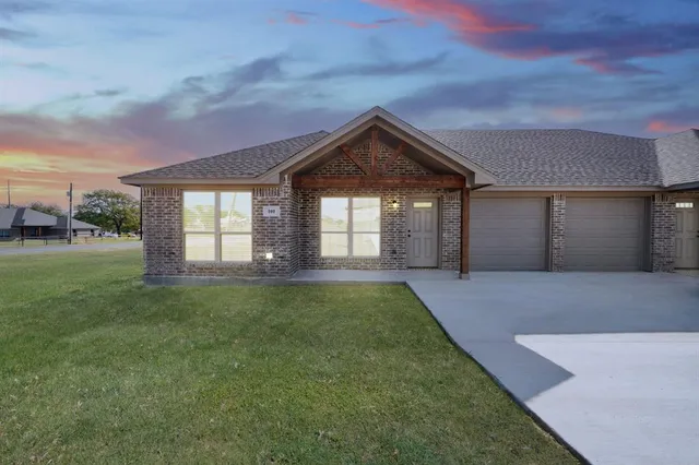 $2,000,000 | 101 East Lone Star Road, Poolville, TX 76487