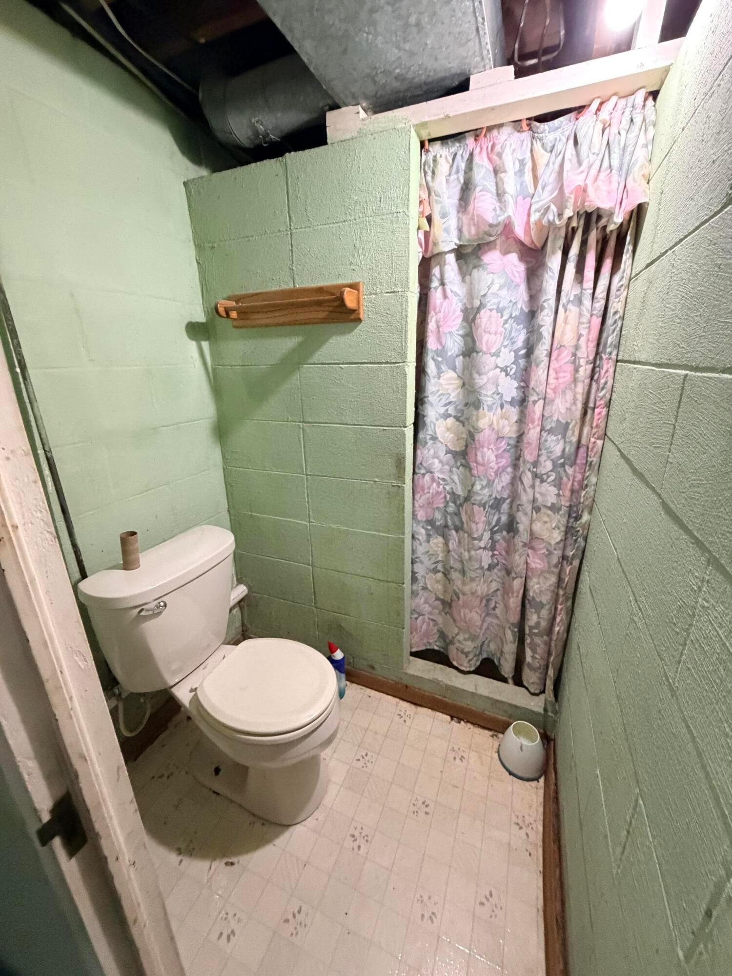 730 St Margaret Road Chillicothe, OH 45601 - Photo 25 of 31 Basement bath