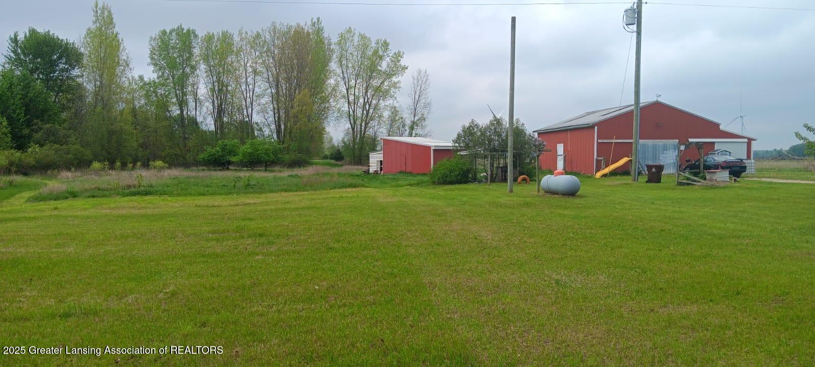 11173 Bennett Road Sumner, MI 48889 - Photo 26 of 56 4b064fb9-a7ce-4d2a-8f44-8541c017f135